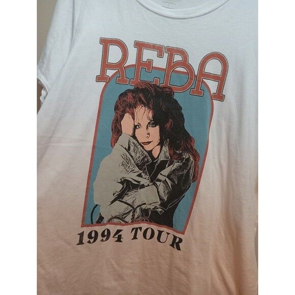Torrid Reba 1994 Tour Pink Dip Dye T Shirt Size 2 - Picture 2 of 5